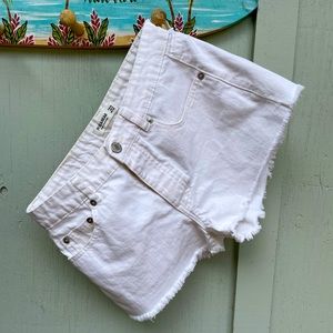 White Pull&Bear jeans shorts